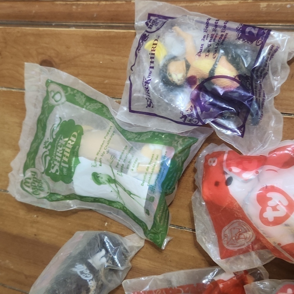 Vintage Happy Meal Toys- 20 Pieces - Picture 7 of 11
